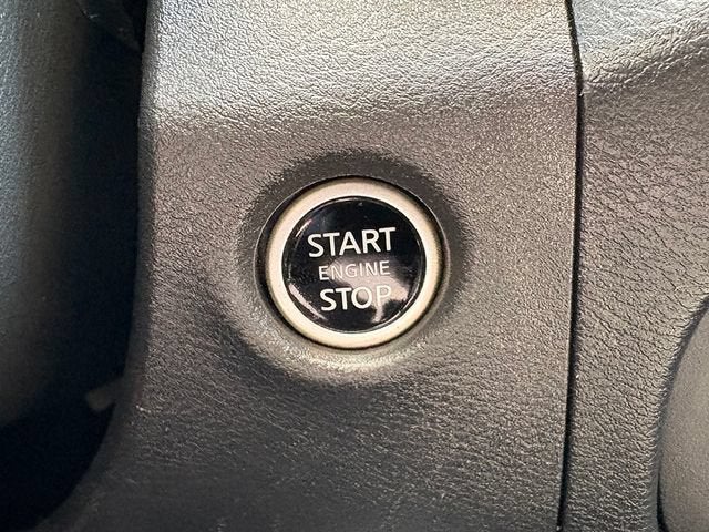 2023 Nissan Frontier Crew Cab PRO-4X 4x4