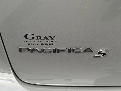 2023 Chrysler Pacifica Hybrid Touring L