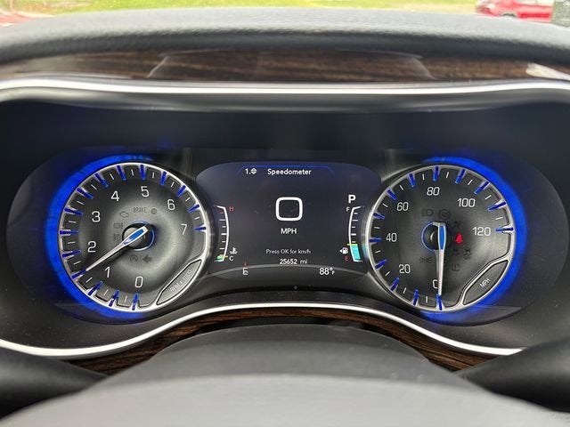 2023 Chrysler Pacifica Limited AWD