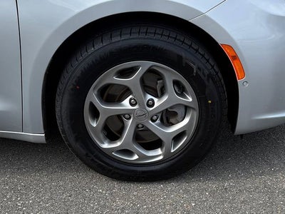 2023 Chrysler Pacifica Limited AWD