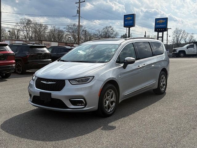 2023 Chrysler Pacifica Limited AWD
