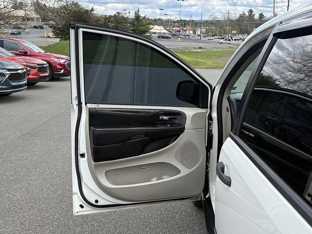 2012 Dodge Grand Caravan SE/AVP