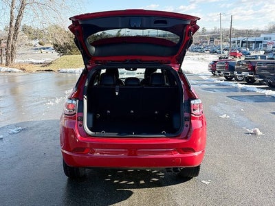 2022 Jeep Compass (RED) Edition 4x4