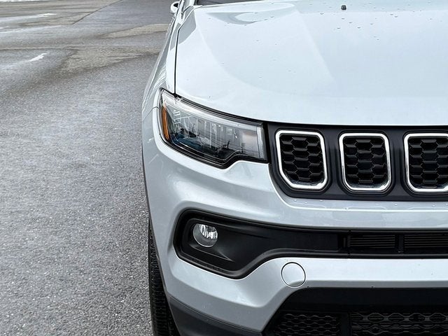 2024 Jeep Compass Latitude Lux