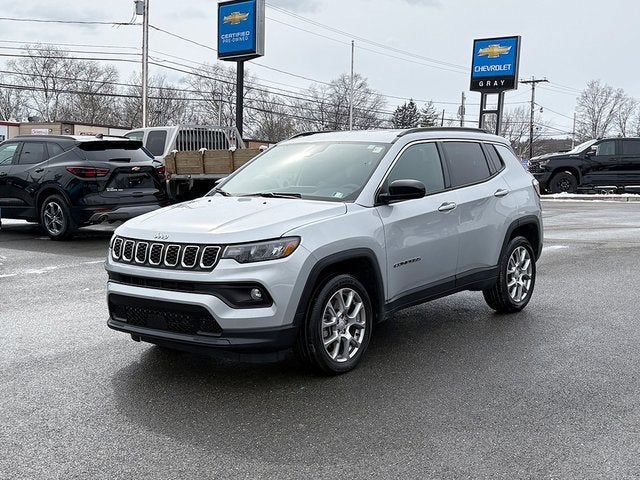 2024 Jeep Compass Latitude Lux