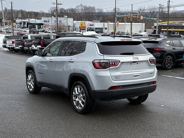 2024 Jeep Compass Latitude Lux