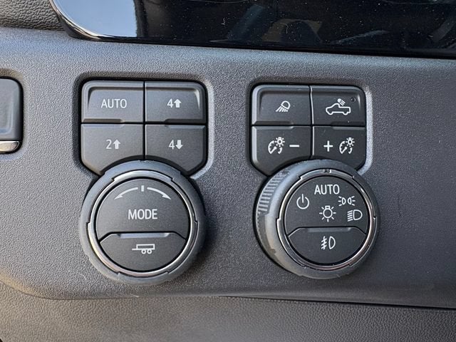 2026 Chevrolet Silverado 1500 4WD Crew Cab Short Bed LT Trail Boss