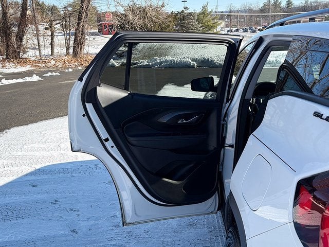 2023 GMC Terrain AWD SLE