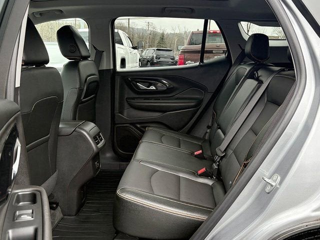 2024 GMC Terrain AWD AT4