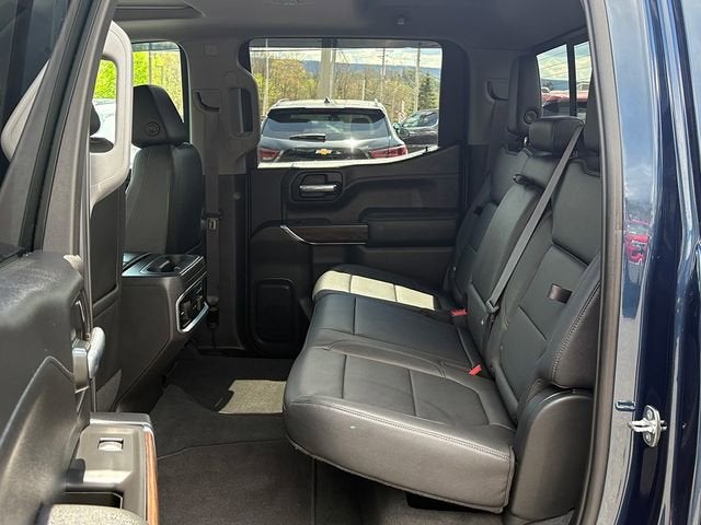 2021 GMC Sierra 1500 4WD Crew Cab Short Box SLT