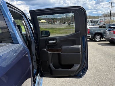 2021 GMC Sierra 1500 4WD Crew Cab Short Box SLT