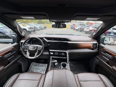 2023 GMC Sierra 1500 4WD Crew Cab Short Box Denali