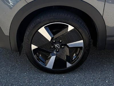 2025 Nissan Kicks SR Intelligent AWD