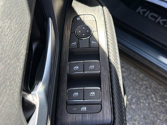 2025 Nissan Kicks SR Intelligent AWD