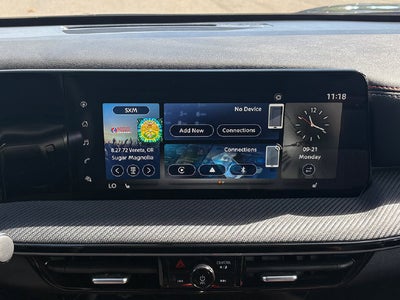 2025 Nissan Kicks SR Intelligent AWD