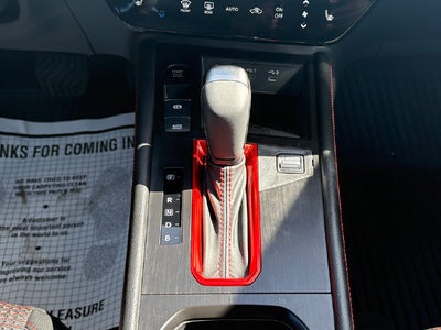 2025 Nissan Kicks SR Intelligent AWD