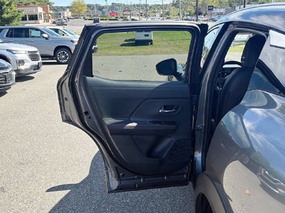 2025 Nissan Kicks SR Intelligent AWD