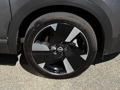 2025 Nissan Kicks SR Intelligent AWD