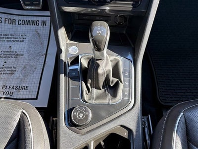 2022 Volkswagen Tiguan 2.0T SEL R-Line