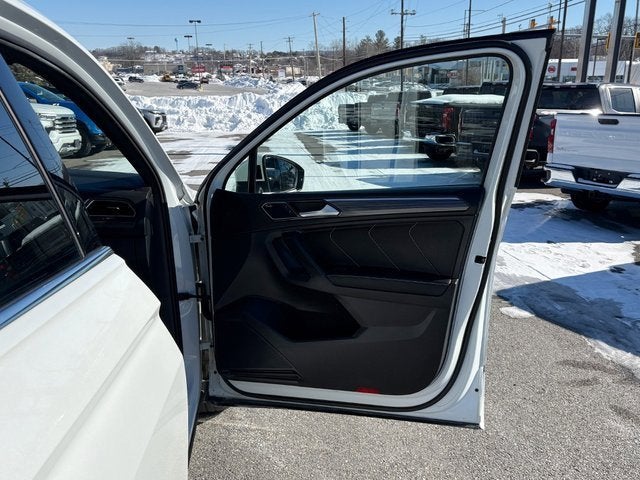 2022 Volkswagen Tiguan 2.0T SEL R-Line