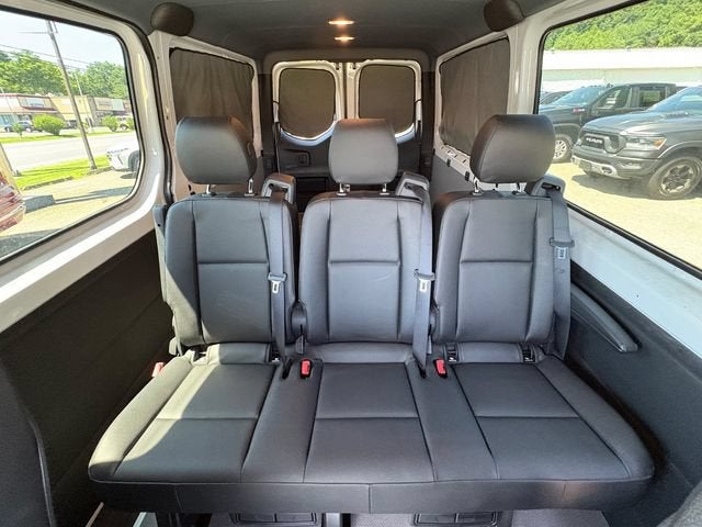 2021 Mercedes-Benz Sprinter 2500 Cargo 144 WB