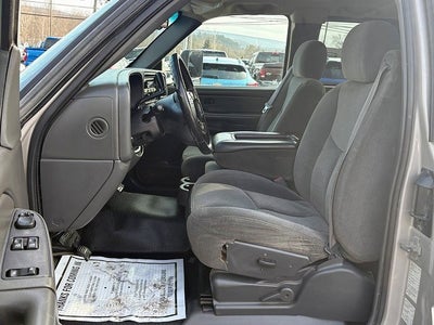 2005 Chevrolet Silverado 3500 HD LS