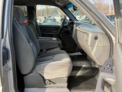 2005 Chevrolet Silverado 3500 HD LS