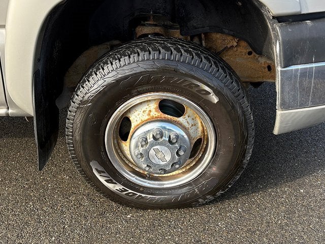 2005 Chevrolet Silverado 3500 HD LS