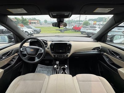 2022 Chevrolet Traverse LS