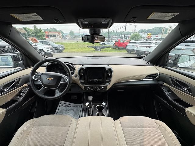 2022 Chevrolet Traverse LS