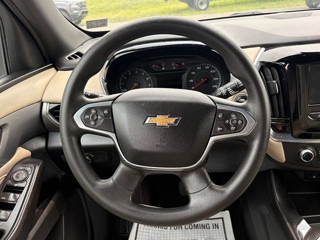 2022 Chevrolet Traverse LS