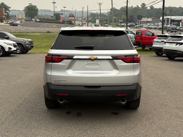 2022 Chevrolet Traverse LS