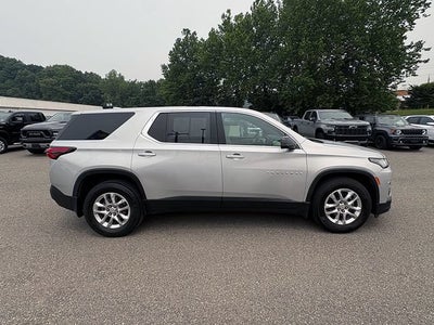 2022 Chevrolet Traverse LS