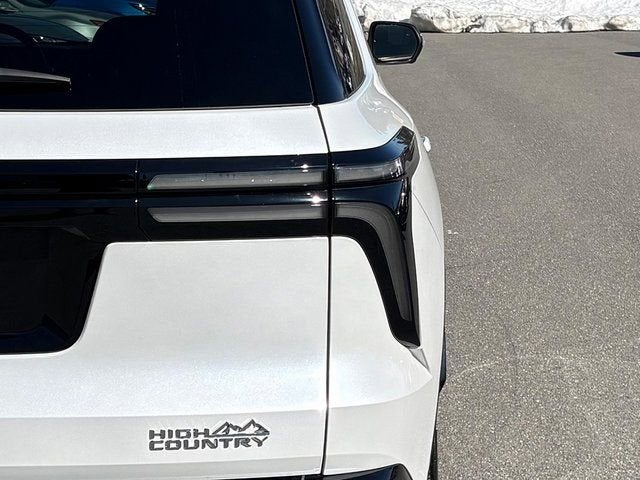 2025 Chevrolet Traverse High Country