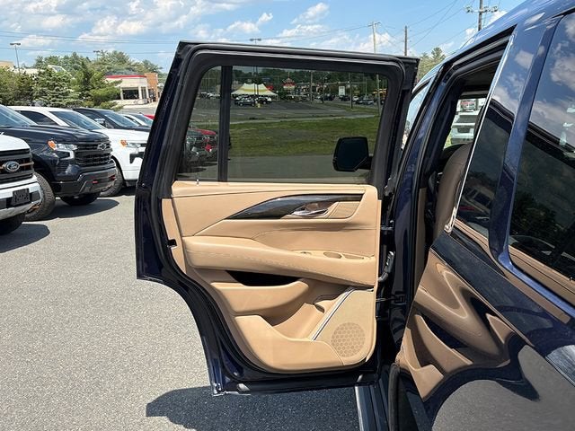 2020 Cadillac Escalade Platinum