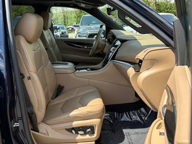 2020 Cadillac Escalade Platinum