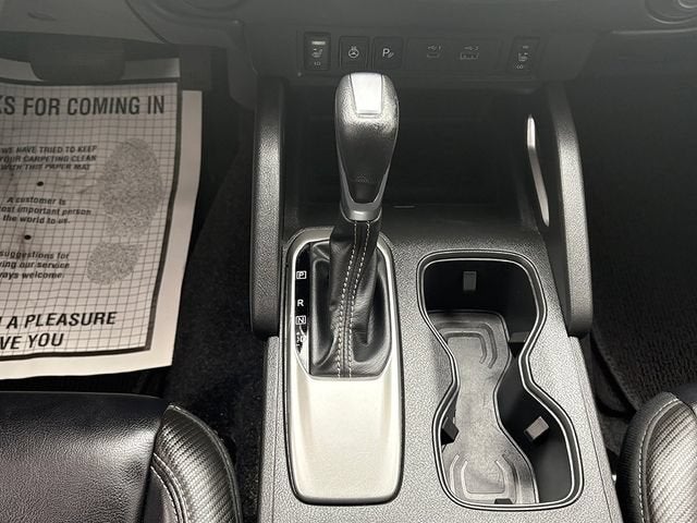 2024 Nissan Frontier SL