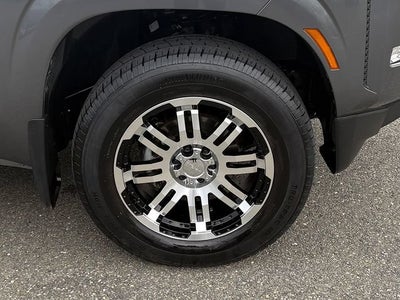 2024 Nissan Frontier SL