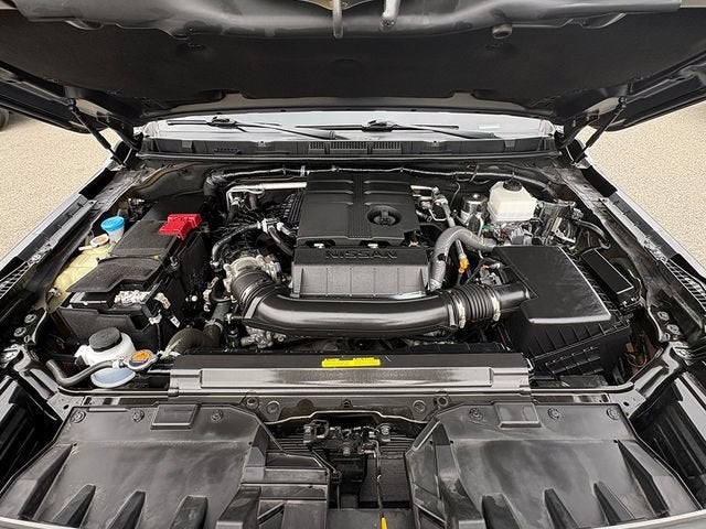 2024 Nissan Frontier SL