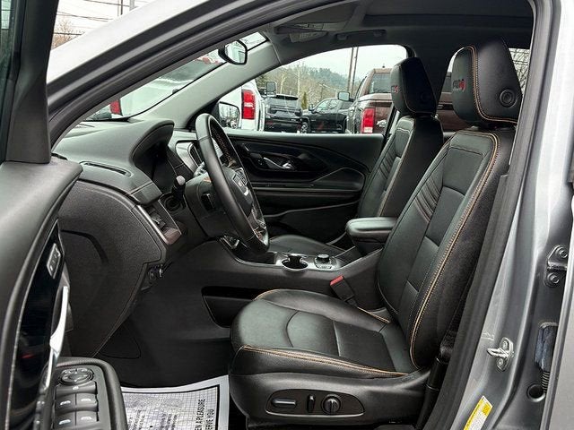 2024 GMC Terrain AT4