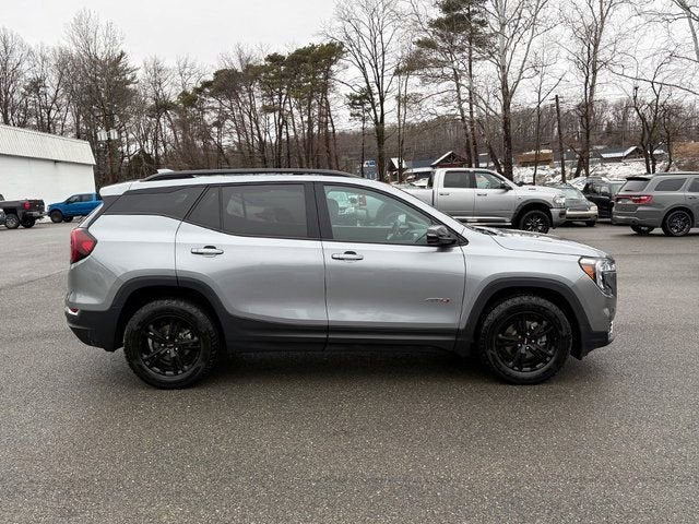 2024 GMC Terrain AT4