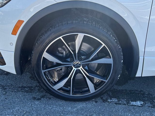 2022 Volkswagen Tiguan SEL R-Line