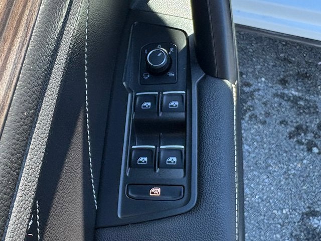 2022 Volkswagen Tiguan SEL R-Line