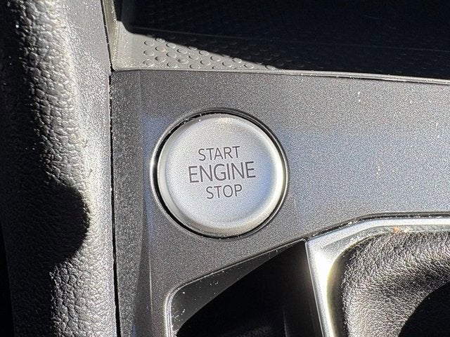 2022 Volkswagen Tiguan SEL R-Line