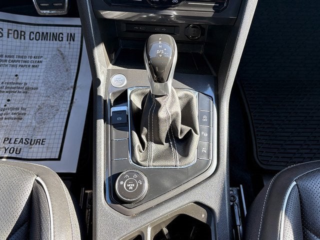 2022 Volkswagen Tiguan SEL R-Line