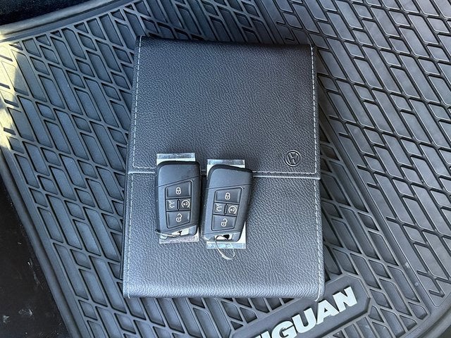 2022 Volkswagen Tiguan SEL R-Line