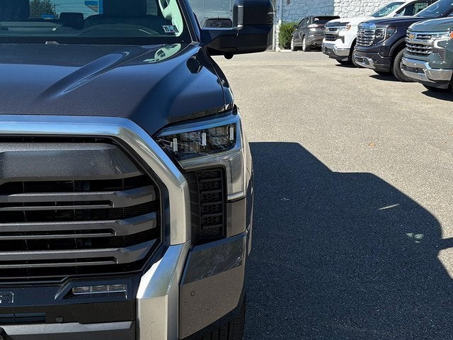 2022 Toyota Tundra 4WD Limited