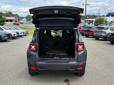 2022 Jeep Renegade Altitude